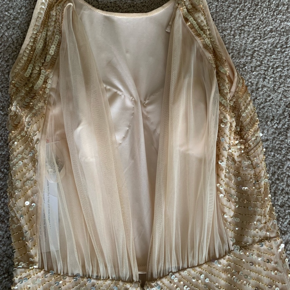 NWT Aidan mattox light gold sequin gown - Picture 8 of 10